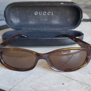 GUCCI SUNGLASSES 🕶 😎